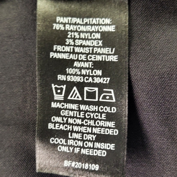 Nic + Zoe Petite Straight Leg Pull On Stretchy Pants size 4 Petite - Picture 4 of 4